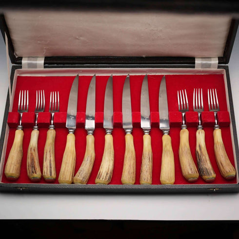 Juego de cubiertos para carne de estilo vintage británico con mangos de asta, 6 pares en estuche Excalibur