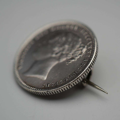 1884年 英国アンティーク ヴィクトリア女王 1シリング銀貨 ブローチ 6.2g