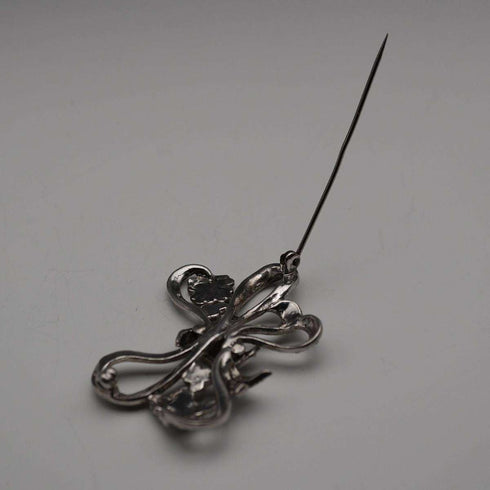 Broche vintage de plata de ley y marcasitas con diseño de lazo, 10.5 g