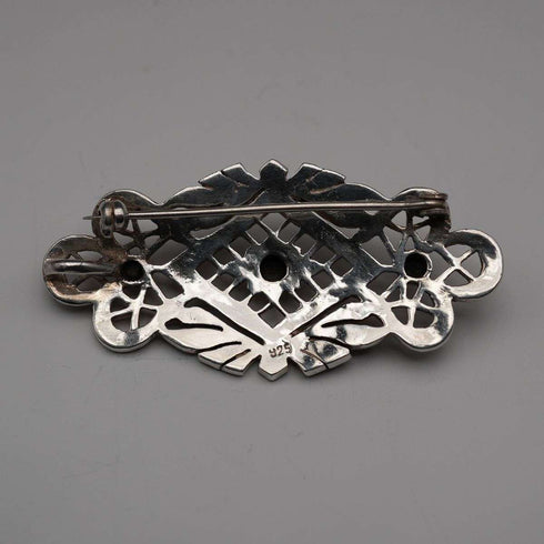 Broche vintage grande de plata de ley con ónix negro y marcasitas, 12.1 g