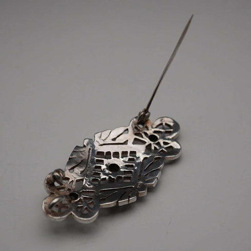 Broche vintage grande de plata de ley con ónix negro y marcasitas, 12.1 g