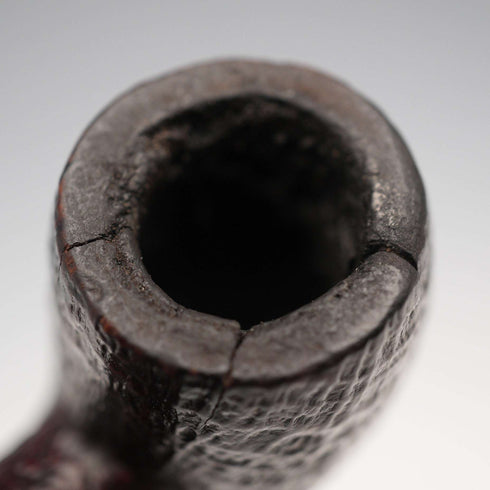 Alrededor de 1980, pipa de fumar Dunhill Shell Briar vintage del Reino Unido, con grietas.
