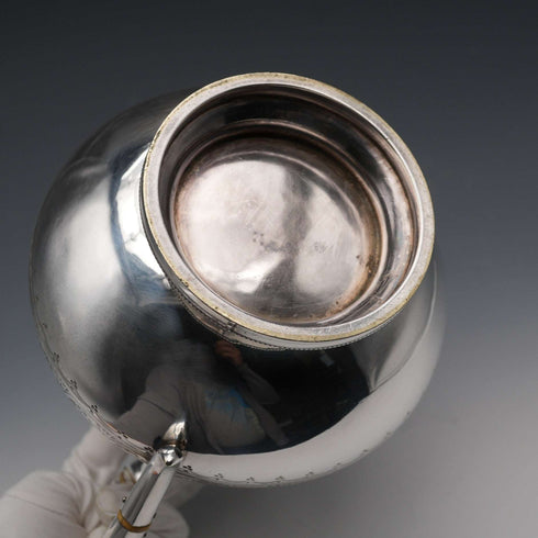 Tetera de plata chapada, antigüedad inglesa de alrededor de 1880, fabricante desconocido