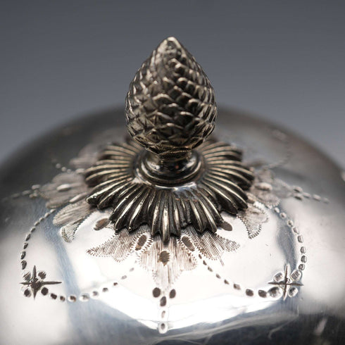 Tetera de plata chapada, antigüedad inglesa de alrededor de 1880, fabricante desconocido