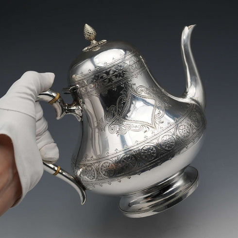 Tetera de plata chapada, antigüedad inglesa de alrededor de 1880, fabricante desconocido
