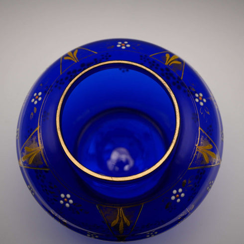 Jarrón de cristal azul de estilo victoriano vintage británico con decoración de esmalte