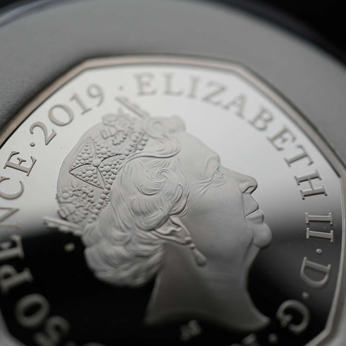 Reino Unido, moneda conmemorativa de plata de 50 peniques "Paddington en la Catedral de San Pablo", con estuche y certificado de la Royal Mint