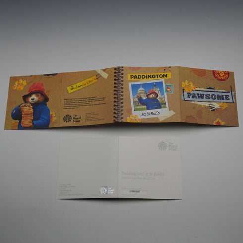 Reino Unido, moneda conmemorativa de plata de 50 peniques "Paddington en la Catedral de San Pablo", con estuche y certificado de la Royal Mint