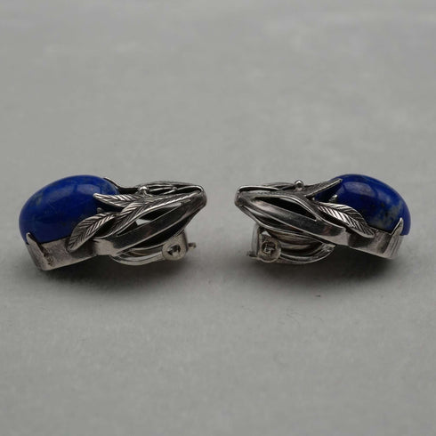 Pendientes de clip de diseño botánico en plata vintage y lapislázuli