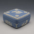 Caja cuadrada con tapa de Jasperware, Wedgwood, Reino Unido, 1969, azul pálido