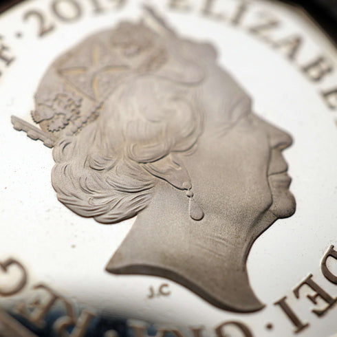 英國《福爾摩斯》50 便士紀念銀幣,附 RoyalMint 鑄幣廠證明書與收藏盒