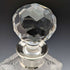 Decantador cuadrado de cristal tallado vintage británico de 1982 con decoración de plata de ley, CJ Vander