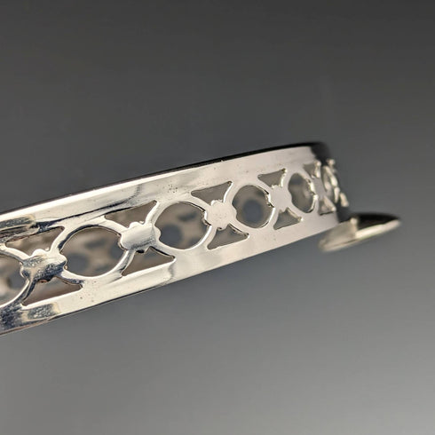 Posavasos para tetera de plata chapada, antigüedad británica de 1923