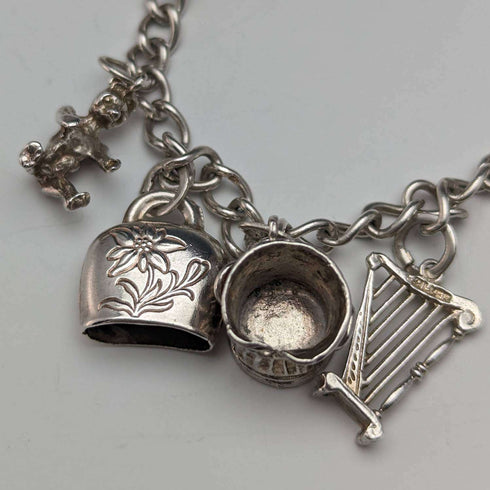 Pulsera con dijes de plata esterlina vintage británica, 31 g