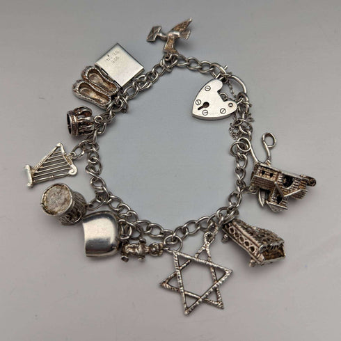 Pulsera con dijes de plata esterlina vintage británica, 31 g