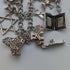 Pulsera con dijes de plata esterlina vintage británica, 31 g