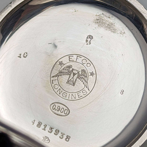 Reloj de bolsillo Longines antiguo, circa 1928, caja saboneta de plata grabada, en buen estado de funcionamiento.