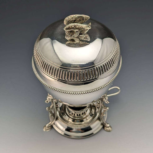 Hacia 1910, huevera inglesa antigua de plata chapada, Walker and Hall