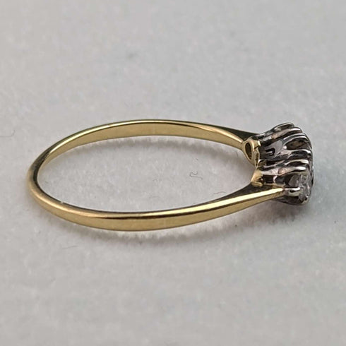 Anillo de oro de 9 quilates con triple diamante, joyería vintage británica