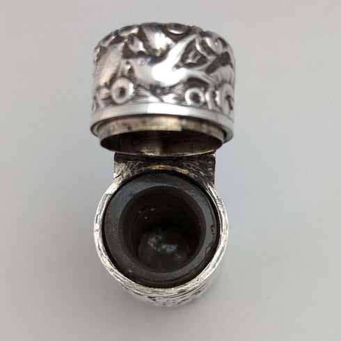 1896 年英國古董純銀浮雕鳥雕塑便攜式香水瓶 Sampson Mordan