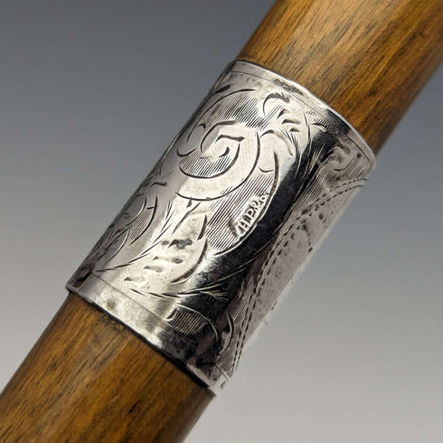Bastón de caballero antiguo británico de 1922, eje marrón, con adornos de plata pura y mango curvo, 92 cm