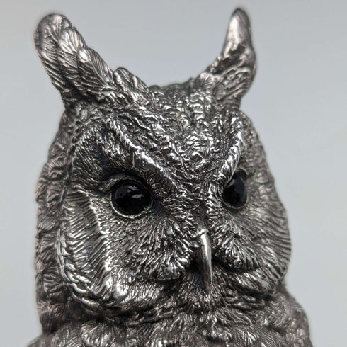 Escultura de búho con baño de plata pura, de Country Artists, Reino Unido