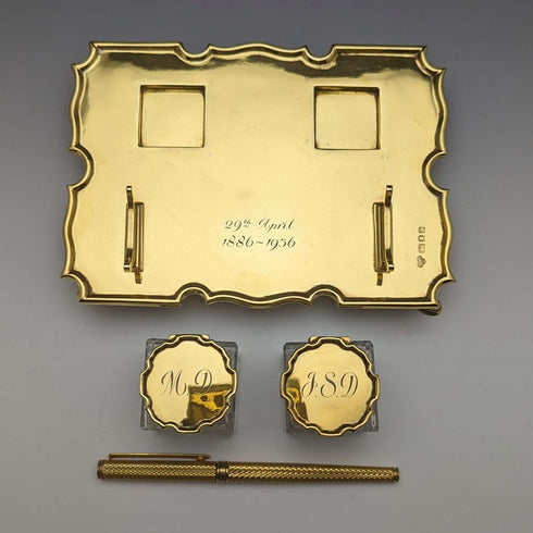 1935년 영국 빈티지 순은 도금 펜 스탠드 & 잉크병 세트 Goldsmiths & Silversmiths