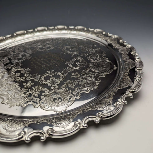 Salva de plata chapada, antigüedad inglesa de alrededor de 1907, 32 cm de diámetro, Henry Atkins
