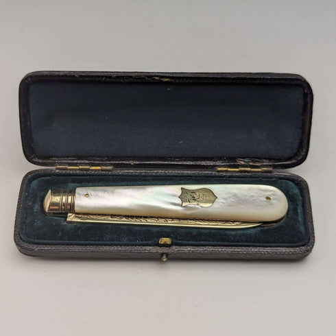 1888년 영국 앤틱 자개 핸들 순은 블레이드 폴딩 펜나이프 (케이스 포함)