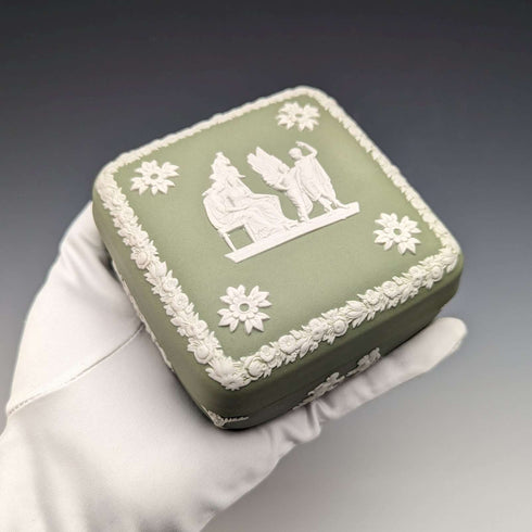 英国复古韦奇伍德(Wedgwood)贾斯珀(Jasperware)方形收纳盒 绿色