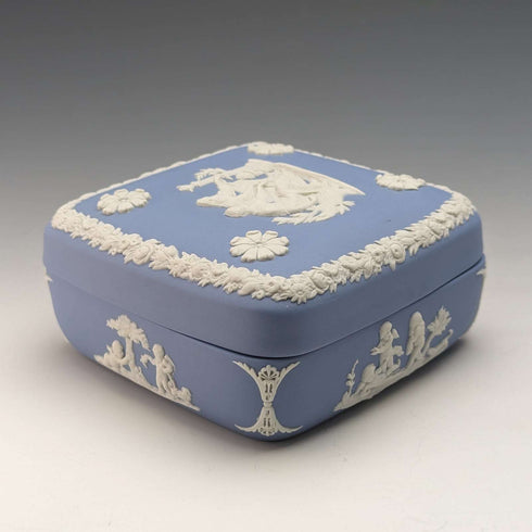 英國復古 Wedgwood Jasperware 方形錶殼 小號錶殼 淡藍色