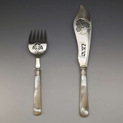 Around 1870 British Antique White Pearl Shell Handle Silver Plated Fish Server Pair in Case