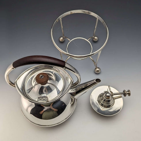Juego de hervidor y soporte con quemador, vintage inglés, chapado en plata, hacia 1930, George Wish