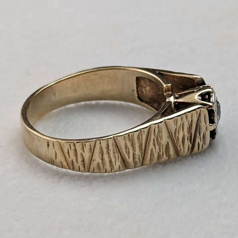 1972 British Vintage Jewelry Diamond K9 Gold Ring (Size 11) Engagement Ring