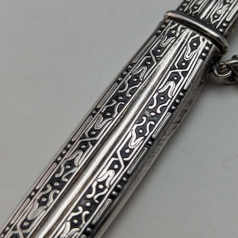 Chatelaine de plata de ley antigua de EE. UU. de finales del siglo XIX, con frasco, libreta y lápiz