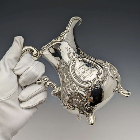 1860年 英国アンティーク 純銀製クリームジャグ 266g Robert Harper
