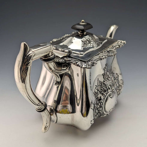1895 English Antique Silver Plated Teapot Lee & Henry Wigfull