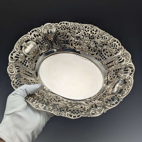 Plato para dulces de plata 800, antiguo alemán, circa 1900, 412 g