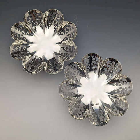 1933 年英國復古純銀蜜餞/Tazza 一對,總計 335 克 Viners