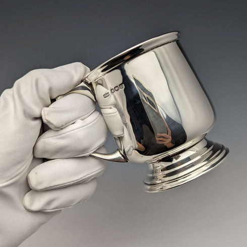 Taza de plata de ley vintage británica de 1947, 149 g, James Dixon & Sons