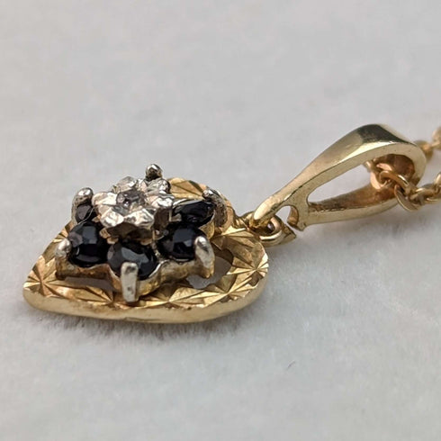 Colgante en forma de corazón de oro de 9 quilates y zafiro, vintage británico, con cadena