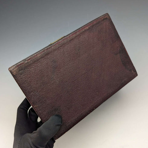 Caja de joyería y reloj de bolsillo de cuero antiguo británico, joyero