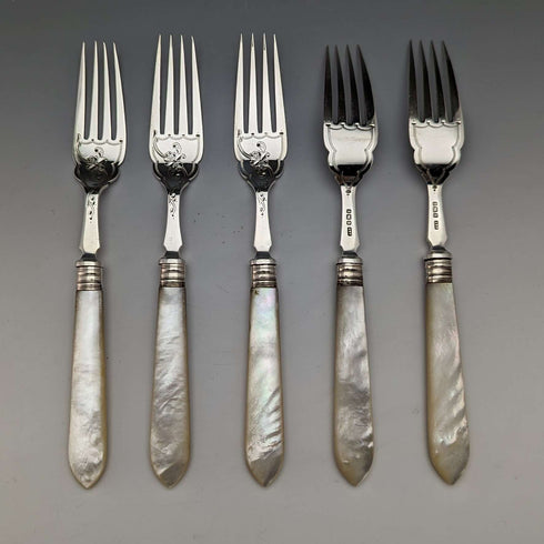 Juego de 5 pares de cubiertos para pescado, antigüedades británicas de 1923, mangos de nácar, hojas de plata de ley, Allen & Darwin