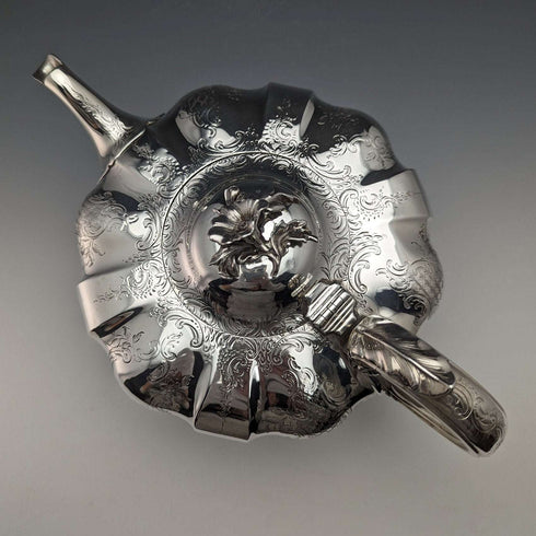 Tetera de té de plata esterlina antigua británica de 1847 con forma de melón, 696 g, Charles & George