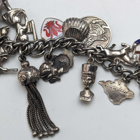 Pulsera de dijes de plata esterlina vintage británica, 79 g