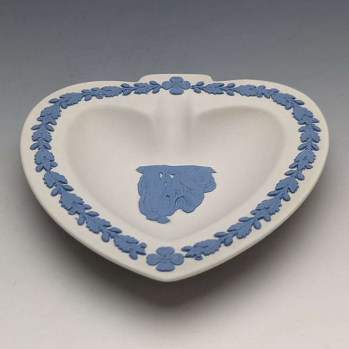 英国复古 Wedgwood 贾斯珀陶器 桃心型碟 白色