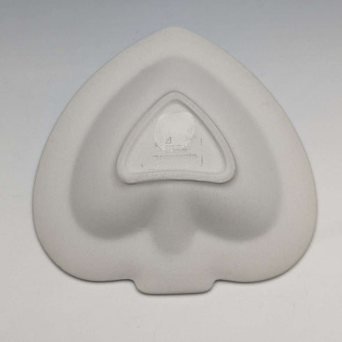 英国复古 Wedgwood 贾斯珀陶器 桃心型碟 白色