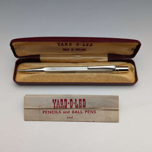 1964年 英国ヴィンテージ ヤード・オ・レッド 純銀製 ヘキサゴン推進式ペンシル ケース入