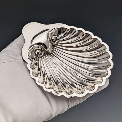 1902 British Antique Sterling Silver Shell Dish 90g Arthur Fenwick