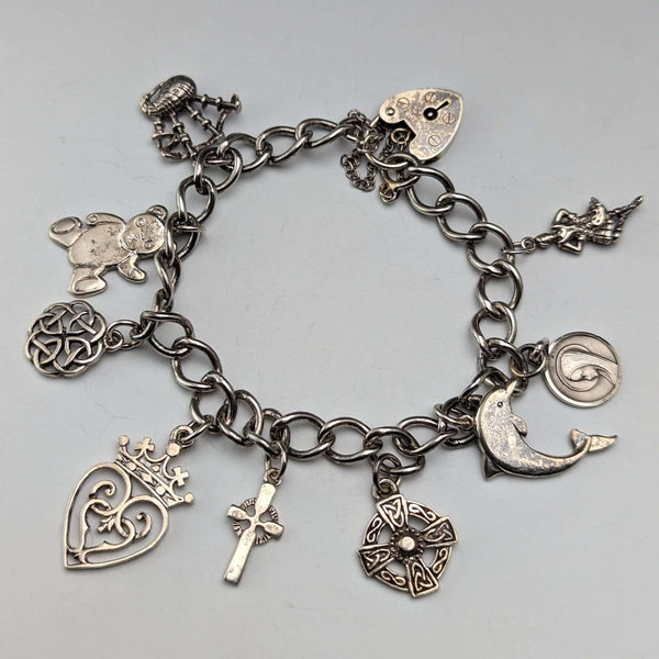 Pulsera de dijes de plata esterlina vintage británica de la década de 1970, 26 g